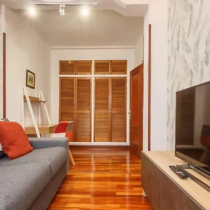  Appartement Vivienda Turistica En El Centro Reformada Con Wifi Espagne